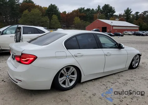 2018 BMW 330 Xi z USA, uszkodzony, nr VIN WBA8D9C55JEM33608